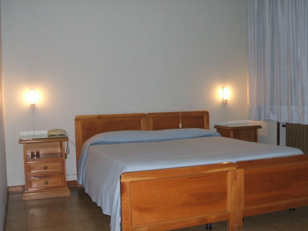 Hotel Ristorante Da Gianni Bovolone Værelse billede